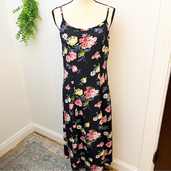 Vintage Dresses & Skirts - Vintage En Focus Floral Print Satin Midi Slip Dress